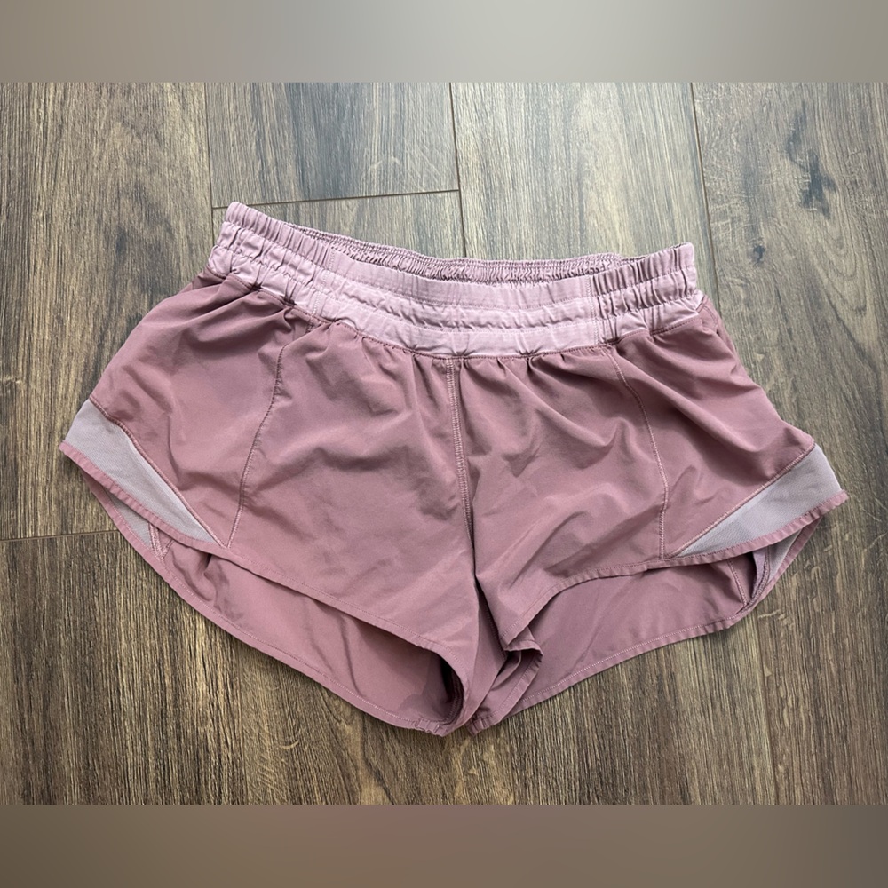 Lululemon Hotty Hot Short II